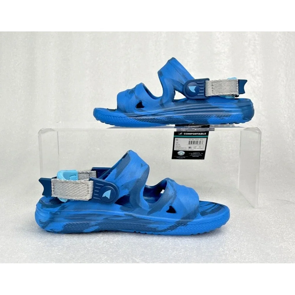 Rugged Shark Adventure Trail Blue Sandals Floatable Washable Boys Size 8 NEW